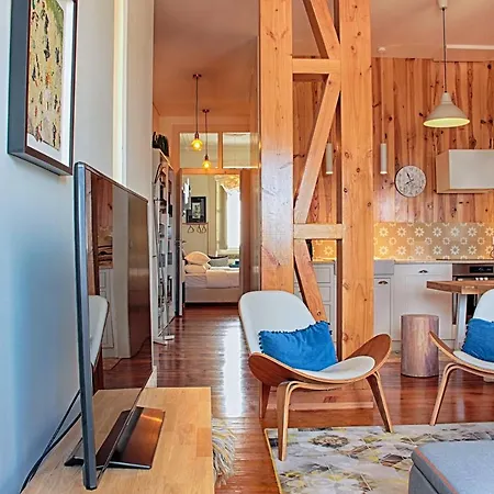 On River Pop Flat Apartment